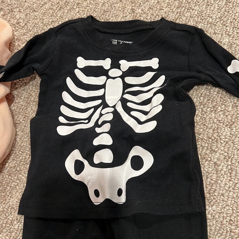 Halloween costume / pajama set, size 6-9 months, EUC! Puppy dog, skeleton! - Picture 3 of 4